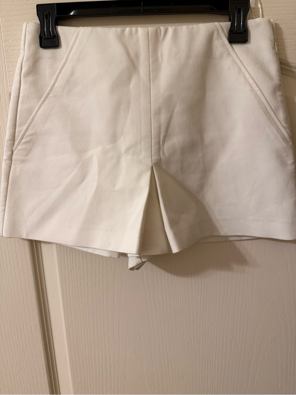 Zara White Tailored Front-Slit Skort